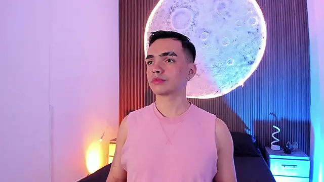Snapshot of NicoKingg1_ chatting on July 2026 01:41:02 PM NicoKingg1 online show from July 2026 01:41:02 PM
