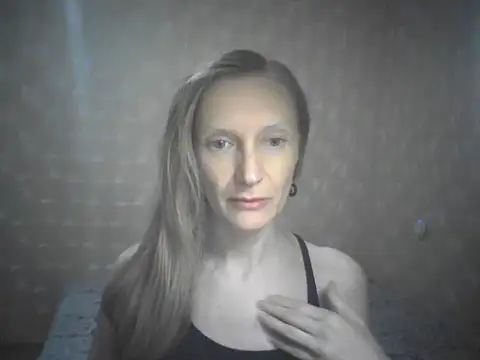 Snapshot of LunaBelle2 chatting on July 2026 07:05:02 PM LunaBelle2 online show from July 2026 07:05:02 PM