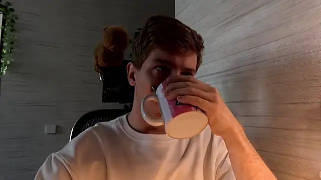 Einar Nut online show from July 2026 02:14:02 PM