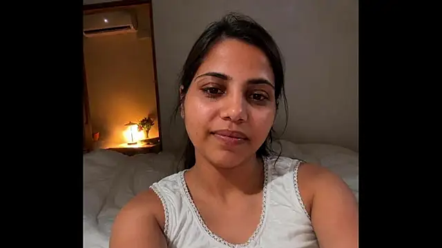 Snapshot of DiyaVodka00 chatting on July 2026 08:16:01 PM DiyaVodka00 online show from July 2026 08:16:01 PM
