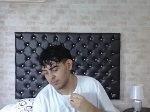 Snapshot of Zayn_Blaze chatting on July 2026 01:15:02 PM Zayn Blaze online show from July 2026 01:15:02 PM