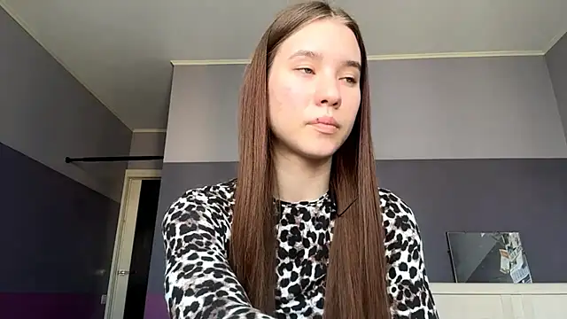 Snapshot of NichellePrueter chatting on July 2026 07:32:02 AM NichellePrueter online show from July 2026 07:32:02 AM