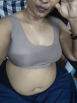 Snapshot of amudha143 chatting on July 2026 09:06:02 PM amudha143 online show from July 2026 09:06:02 PM
