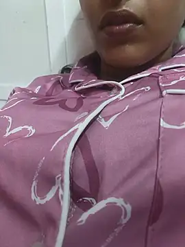 sharmilasingh89 online show from July 2026 06:32:02 PM