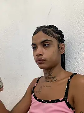 LaReynaZendeyaElite online show from July 2026 11:37:02 AM