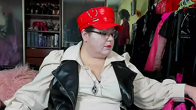 Snapshot of KaryQueen chatting on February 2025 04:10:01 PM KaryQueen online show from February 2025 04:10:01 PM