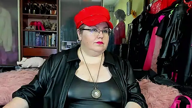 Snapshot of KaryQueen chatting on March 2025 06:19:01 PM KaryQueen online show from March 2025 06:19:01 PM