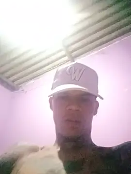 Snapshot of MASTER420TATTO chatting on July 2026 06:49:01 AM MASTER420TATTO online show from July 2026 06:49:01 AM