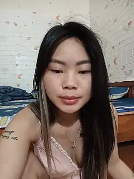 Snapshot of Lynk2xx chatting on July 2026 04:47:02 AM Lynk2xx online show from July 2026 04:47:02 AM