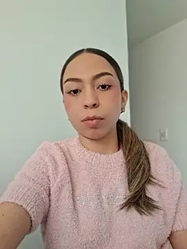 LuluBerry7 online show from July 2026 04:02:02 PM