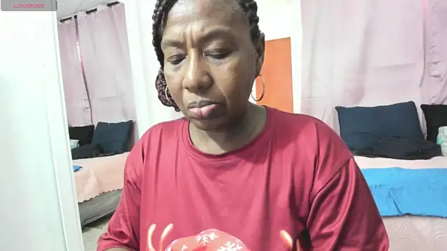 Snapshot of LupeAdams chatting on April 2026 11:56:01 AM LupeAdams online show from April 2026 11:56:01 AM