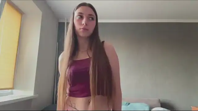 LilliamDowling online show from July 2026 05:48:02 PM