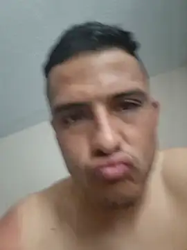 Snapshot of andycalis_97 chatting on July 2026 07:27:01 PM andycalis 97 online show from July 2026 07:27:01 PM