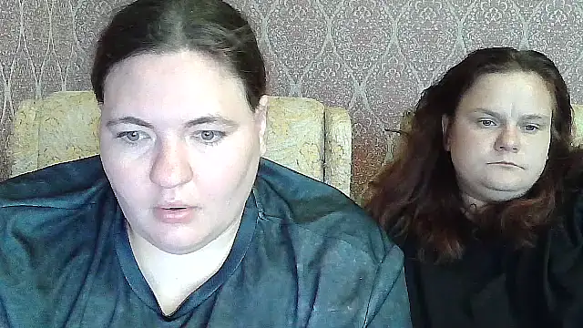 Snapshot of AlbertaAndSharon chatting on July 2026 05:38:02 PM AlbertaAndSharon online show from July 2026 05:38:02 PM