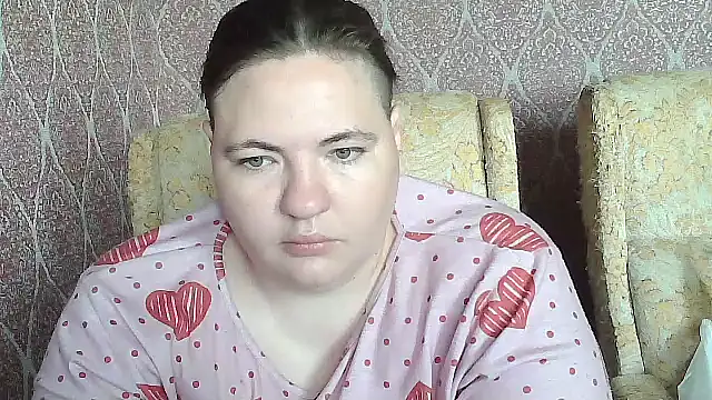 Snapshot of AlbertaAndSharon chatting on July 2026 07:46:02 AM AlbertaAndSharon online show from July 2026 07:46:02 AM