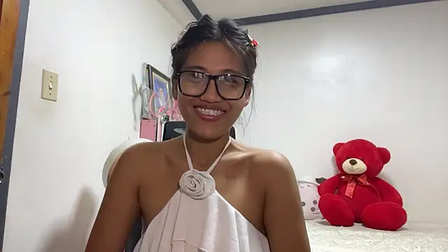 Snapshot of LulaVanorder chatting on July 2026 11:26:02 AM LulaVanorder online show from July 2026 11:26:02 AM