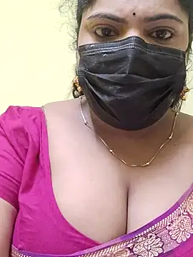 Floraa-Queen online show from July 2026 09:15:02 AM