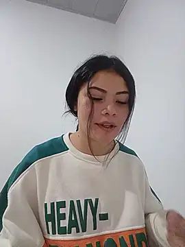 Snapshot of LoveLilly_ chatting on July 2026 09:26:02 AM LoveLilly online show from July 2026 09:26:02 AM