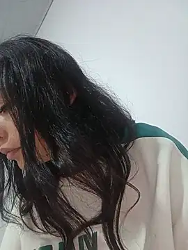 Snapshot of LoveLilly_ chatting on July 2026 11:17:02 AM LoveLilly online show from July 2026 11:17:02 AM