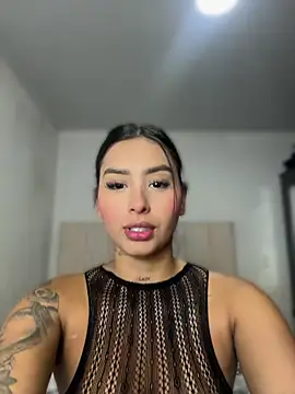 MiaaRoss online show from July 2026 11:53:02 PM