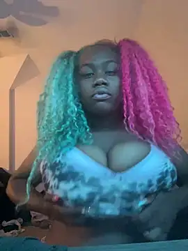 kylanluvv online show from July 2026 05:55:02 AM