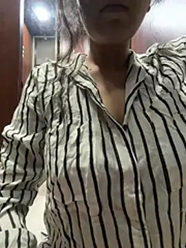 Snapshot of Tanya-love chatting on July 2026 05:26:02 PM Tanya-love online show from July 2026 05:26:02 PM