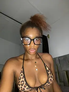 Nirahbeauty online show from July 2026 04:21:01 PM