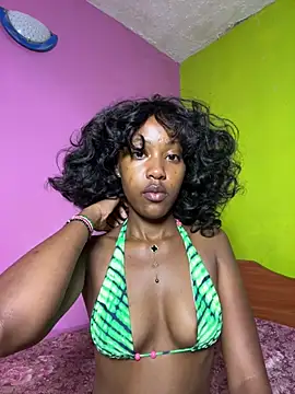 Snapshot of Sumeia chatting on July 2026 03:14:02 PM Sumeia online show from July 2026 03:14:02 PM