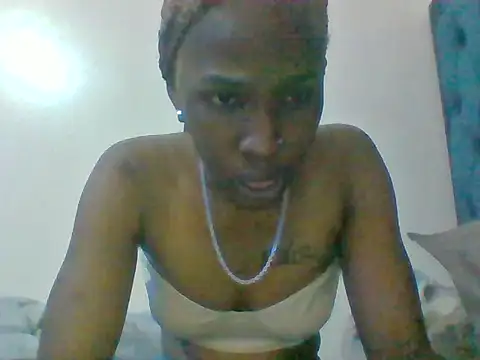 Snapshot of essyaki chatting on July 2026 06:28:01 PM essyaki online show from July 2026 06:28:01 PM