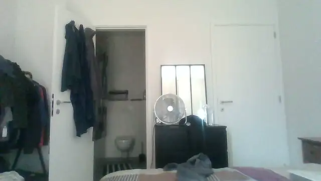 FFbottomnow online show from July 2026 03:14:02 PM