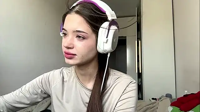 NicolleBarreto online show from July 2026 04:59:02 AM