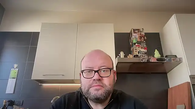 theitalianbear online show from March 2026 10:00:01 AM