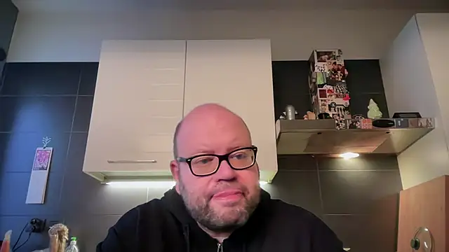 theitalianbear online show from April 2026 04:42:01 AM