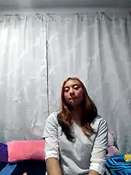 Snapshot of flor_bonita325 chatting on July 2026 02:53:02 AM flor bonita325 online show from July 2026 02:53:02 AM
