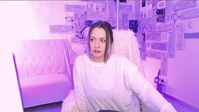 ElsaHansen online show from August 2026 08:28:01 AM