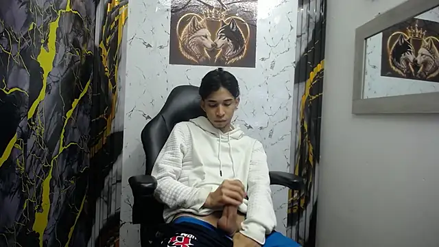 Snapshot of Cruzito_hot_X21 chatting on July 2026 01:42:02 PM Cruzito hot X21 online show from July 2026 01:42:02 PM