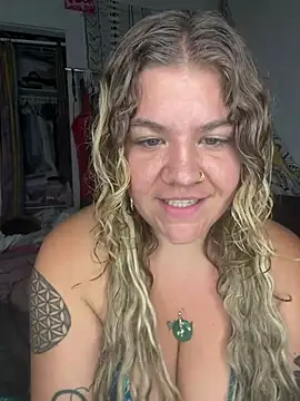 Snapshot of alaskaharper chatting on August 2026 12:12:02 AM alaskaharper online show from August 2026 12:12:02 AM