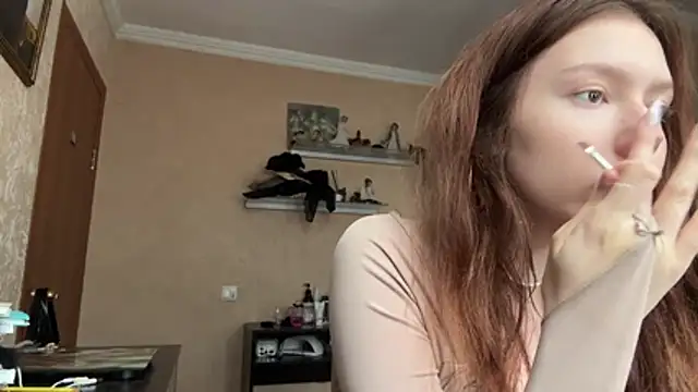 Snapshot of AliceLoveq chatting on July 2026 10:47:01 AM AliceLoveq online show from July 2026 10:47:01 AM