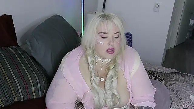 BBWBELLABELLY online show from August 2026 09:06:01 PM