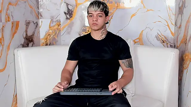 Noah  Browm online show from August 2026 04:16:02 PM