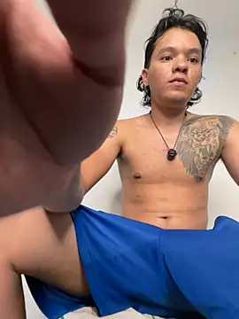 AxelCrown1 online show from August 2026 05:50:02 AM