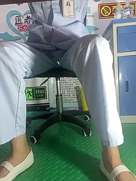 Snapshot of xiaohushi666 chatting on July 2026 03:55:01 PM xiaohushi666 online show from July 2026 03:55:01 PM