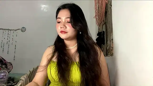 YasminMunir online show from August 2026 05:39:02 AM