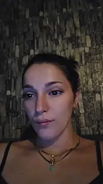 Leila kisses online show from August 2026 06:56:01 AM