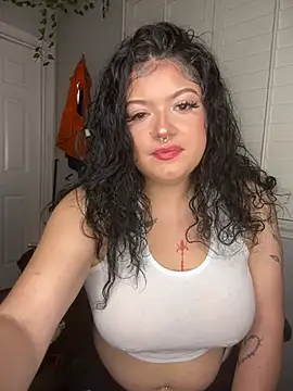 WeluvyouKarma online show from August 2026 05:17:01 AM