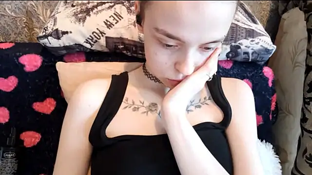 CaraDelevingnee online show from August 2026 03:03:01 PM