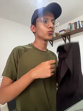 ItsVelour online show from August 2026 05:59:01 PM