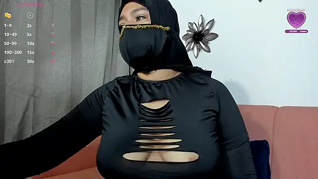 Snapshot of zaahira_66 chatting on August 2026 02:25:01 AM zaahira 66 online show from August 2026 02:25:01 AM