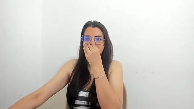 MARILYN GARCIA online show from September 2025 01:10:01 PM