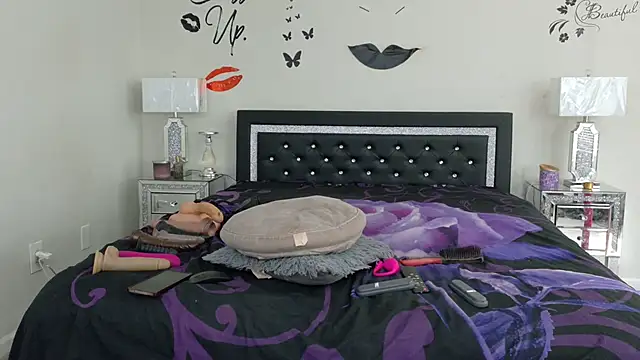 Snapshot of Coco_vixen chatting on August 2026 02:31:01 PM Coco vixen online show from August 2026 02:31:01 PM